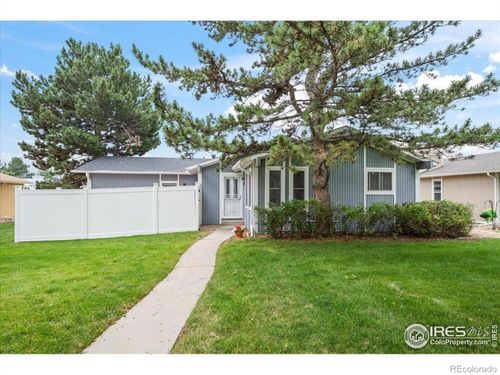 42 Scott Dr S, Broomfield, CO, 80020-1137 | Card Image