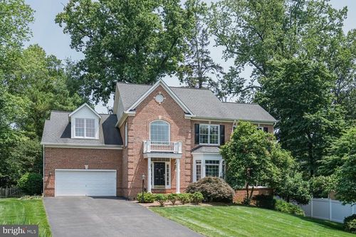 2405 N Park Ct, DUNN LORING, VA, 22027-1236 | Card Image