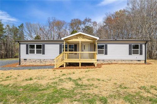153 Mosley Loop, Madison, NC, 27025 | Card Image