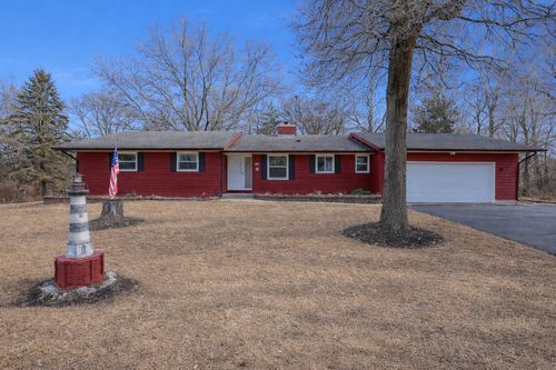 11116 Seeman Rd, Huntley, IL, 60142-9206 | Card Image