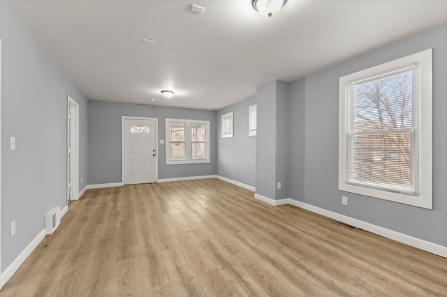 15840 Dexter Ave, House other with 3 bedrooms, 1 bathrooms and null parking in Detroit MI | Image 5