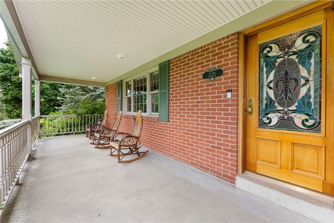 221 Moody Rd, House other with 3 bedrooms, 2 bathrooms and 5 parking in Findlay Twp PA | Image 4