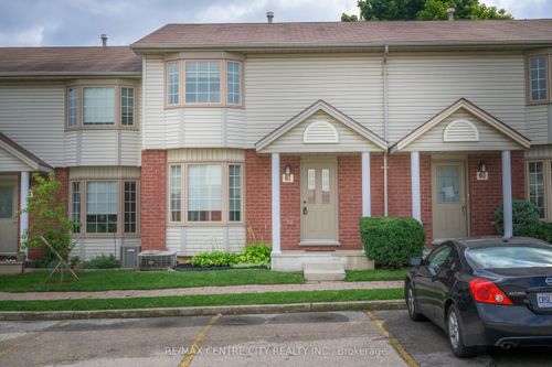 61-70 Chapman Court, London North, ON, N6H5W1 | Card Image