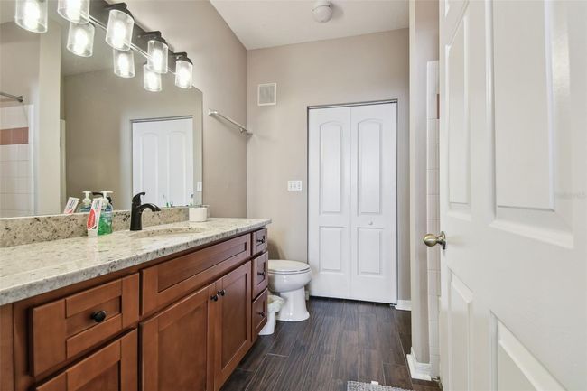 9740 - 9740 Lake Chase Island Way, Condo with 2 bedrooms, 2 bathrooms and null parking in TAMPA FL | Image 18