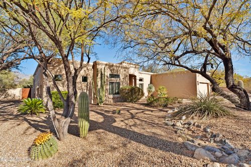 8879 E Bear Paw Place, Tucson, AZ, 85749 | Card Image