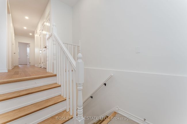 47 Tinder Cres, House other with 4 bedrooms, 2 bathrooms and 4 parking in North York ON | Image 19
