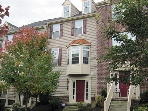 131 Lewisham Rd, Cranberry Twp, PA, 16066-8313 | Card Image