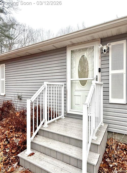 1730 Indian Rd, Lapeer, MI, 48446-8036 | Card Image