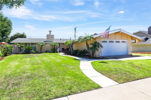 3322 Hillrose Dr, Rossmoor, CA, 90720-4802 | Card Image