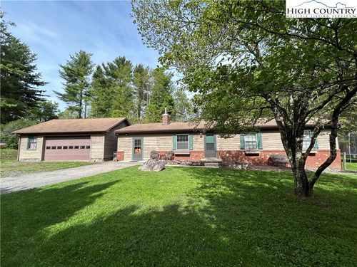 112 Knoll Dr, Boone, NC, 28607-7106 | Card Image