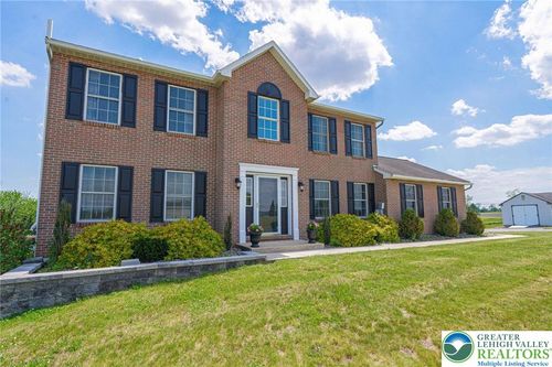385 Farmington Rd, BREINIGSVILLE, PA, 18031-1719 | Card Image