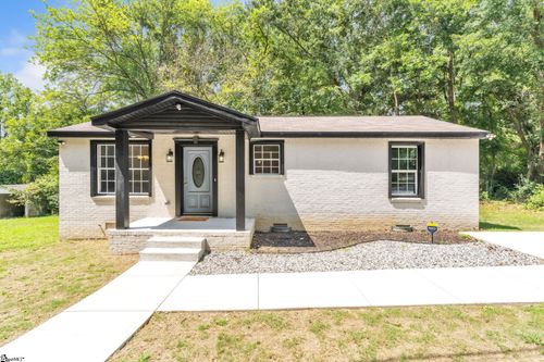 105 Oakland Hts, Laurens, SC, 29360-1732 | Card Image