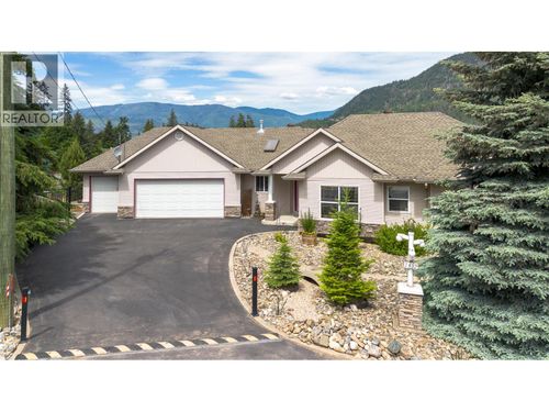 2459 Marine Place, Blind Bay, BC, V0E1H1 | Card Image