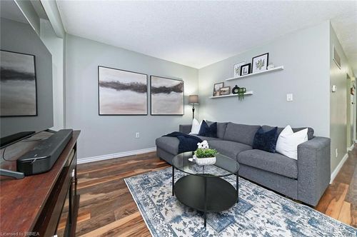 74-80 Lynden Cir, Georgetown, ON, L7G4Y8 | Card Image