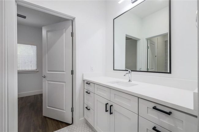 APT-105 - 908 Poplar St, Condo with 1 bedrooms, 1 bathrooms and 1 parking in Austin TX | Image 8