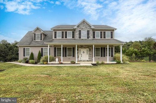 61 Pisgah Hill Rd, SHERMANS DALE, PA, 17090-8835 | Card Image