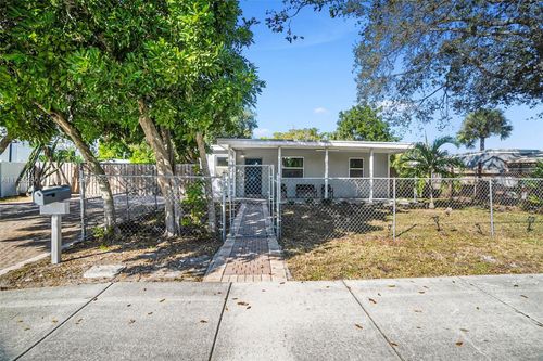 1621 Ne 48th Ct, Pompano Beach, FL, 33064 | Card Image