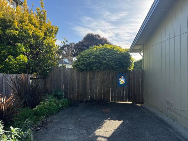 304 12 Th St, House other with 3 bedrooms, 2 bathrooms and 2 parking in Montara CA | Image 41