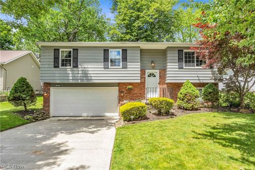 342 Brad Dr, Brunswick, OH, 44212-1472 | Card Image