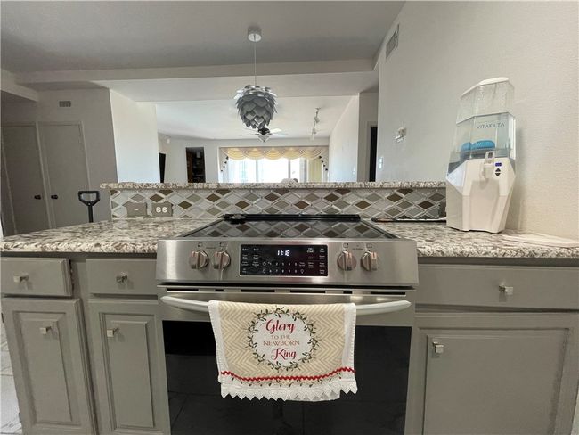 APT-402 - 520 S Chaparral St, Condo with 2 bedrooms, 2 bathrooms and 2 parking in Corpus Christi TX | Image 15
