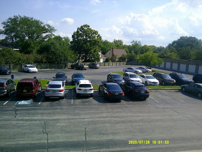 APT-210 - 5 E Carriageway Dr, Condo with 2 bedrooms, 2 bathrooms and null parking in Hazel Crest IL | Image 4