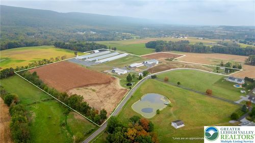 7573 Springhouse Rd, New Tripoli, PA, 18066-4505 | Card Image