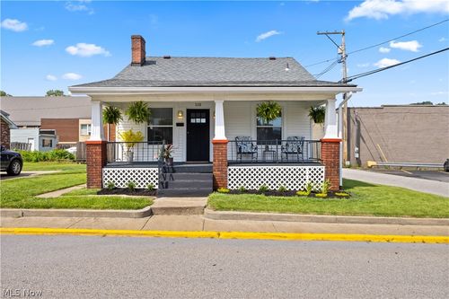 110 Mildren Ave, Weirton, WV, 26062-4512 | Card Image