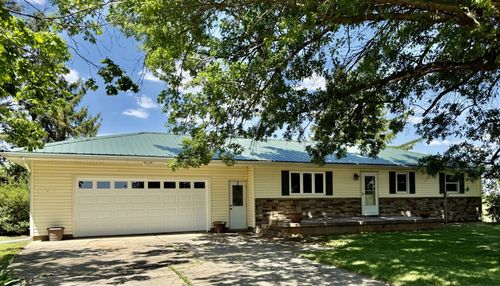 24508 County Highway 28, Kewanee, IL, 61443-9010 | Card Image