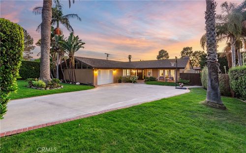 2641 Palos Verdes Dr W, Palos Verdes Estates, CA, 90274-2829 | Card Image