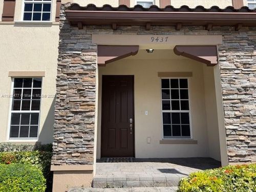 9437 Sw 171st Ave, Miami, FL, 33196-2976 | Card Image