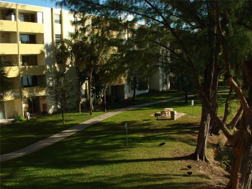 apt-2463-10000 Nw 80th Ct, Hialeah Gardens, FL, 33016-2233 | Card Image