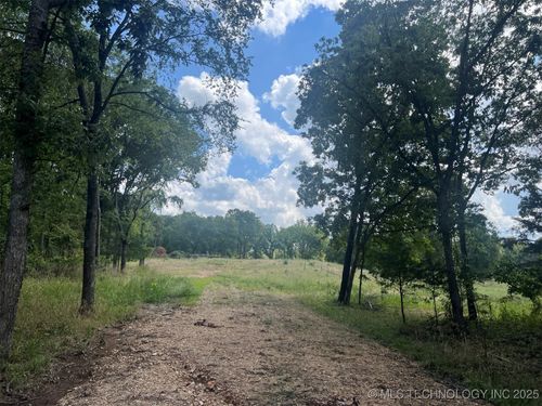 78783 S 4652 Rd, Stilwell, OK, 74960-3846 | Card Image