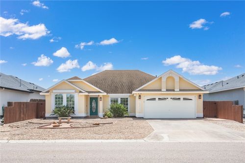 15242 Caravel Dr, Corpus Christi, TX, 78418-6951 | Card Image
