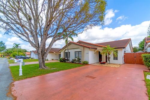 11307 Sw 74th Ter, Miami, FL, 33173-2601 | Card Image