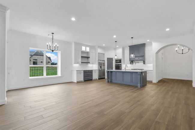 Kitchen/Dining | Image 8