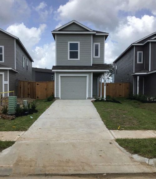 930 Pertuso Ln, Huffman, TX, 77336-1815 | Card Image