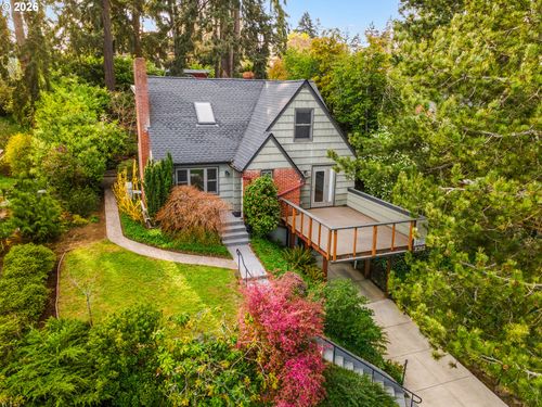2362 Charnelton St, Eugene, OR, 97405-2860 | Card Image