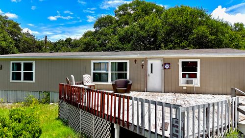 2040 Western Skies Dr, Spring Branch, TX, 78070-4560 | Card Image
