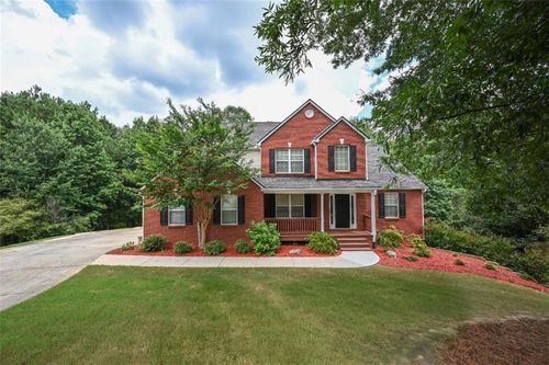 529 Plantation Creek Dr, Loganville, GA, 30052-3691 | Card Image