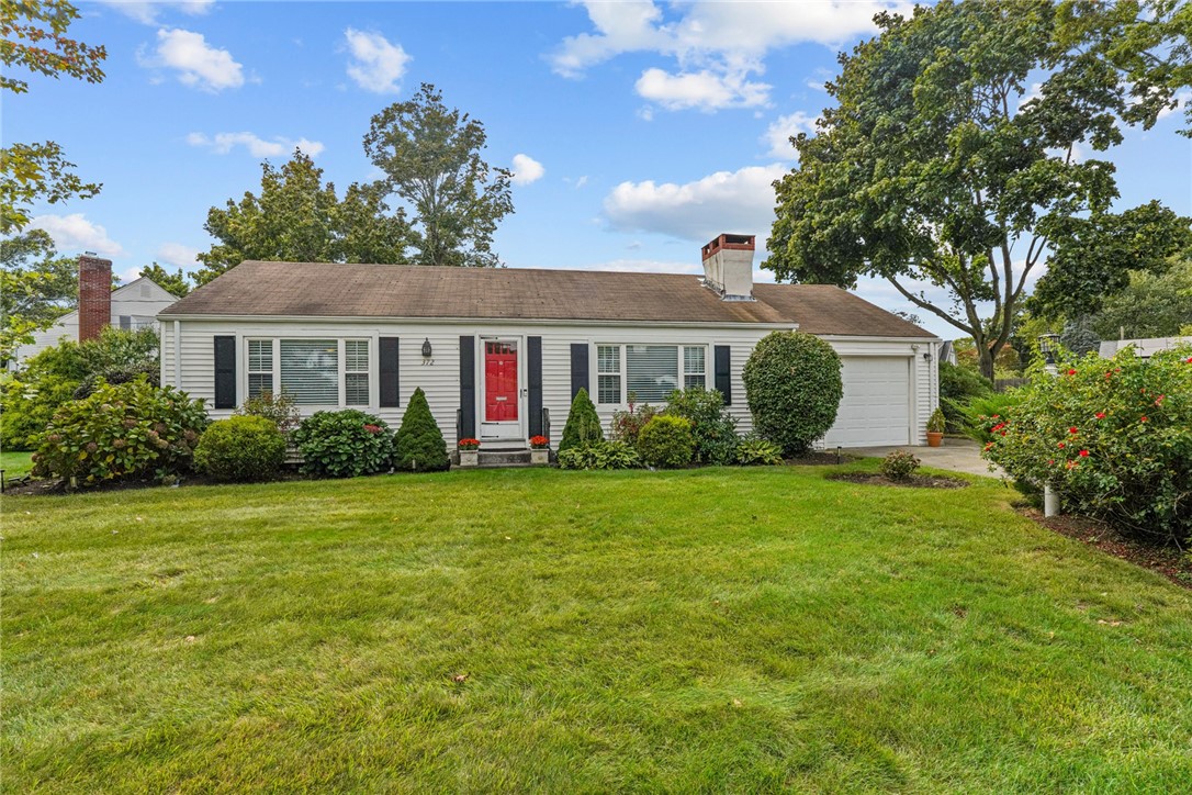 Manor Dr, Warwick, RI 02888