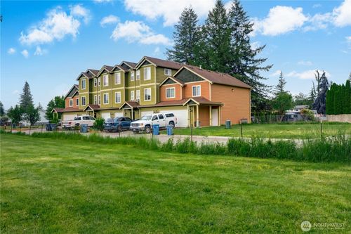 849-849 Garden Green Pl, Sultan, WA, 98294-9509 | Card Image