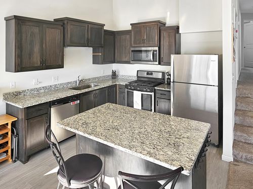 25530 5th St W, Zimmerman, MN, 55398-4751 | Card Image