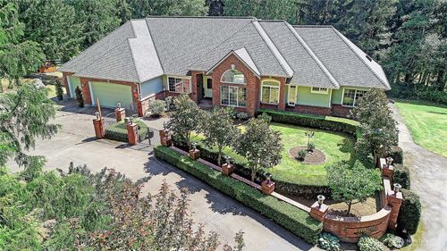 16306 80th Ave Nw, Stanwood, WA, 98292-6744 | Card Image