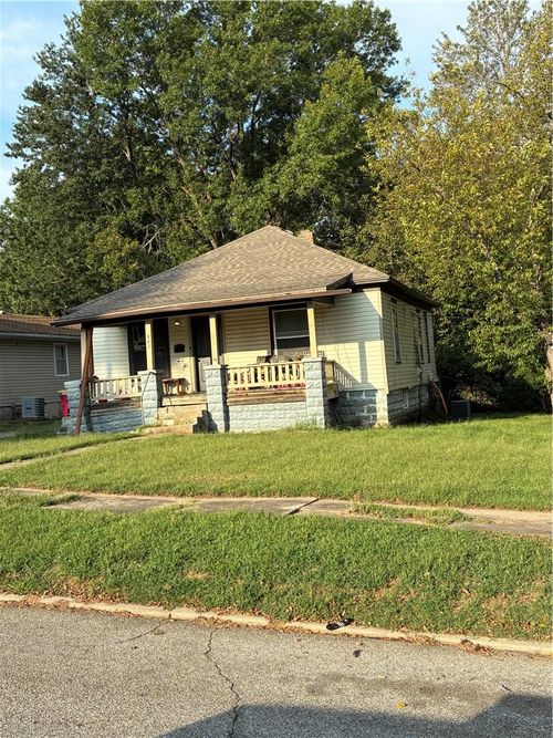 903 N Georgia St, Pittsburg, KS, 66762-3654 | Card Image