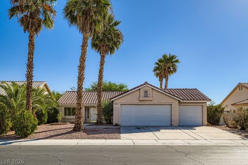 4714 Carmar Dr, Las Vegas, NV, 89122-7590 | Card Image