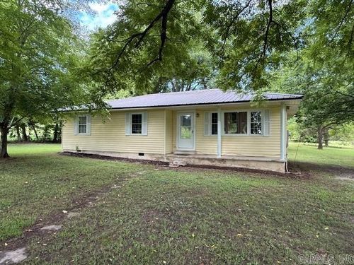 1765 Punch Ln, Batesville, AR, 72501-8629 | Card Image