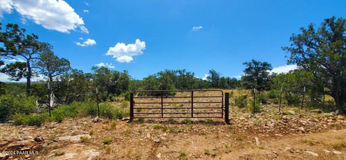 362 N Big View Trl, Ash Fork, AZ, 86320 | Card Image