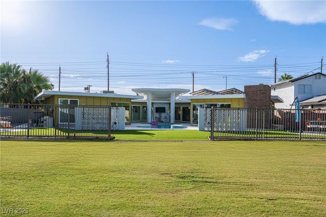 3586 Spencer St, House other with 3 bedrooms, 3 bathrooms and null parking in Las Vegas NV | Image 52