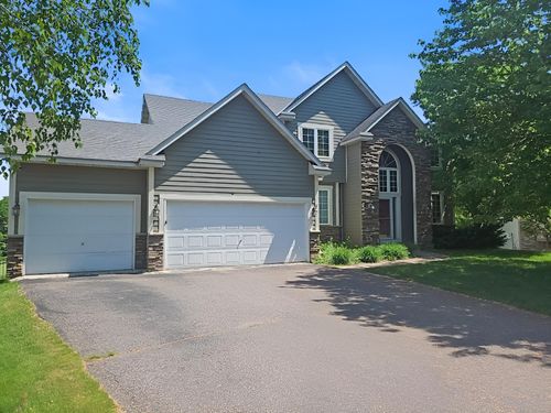 10455 Glen Eagle Cir, Woodbury, MN, 55129-4215 | Card Image
