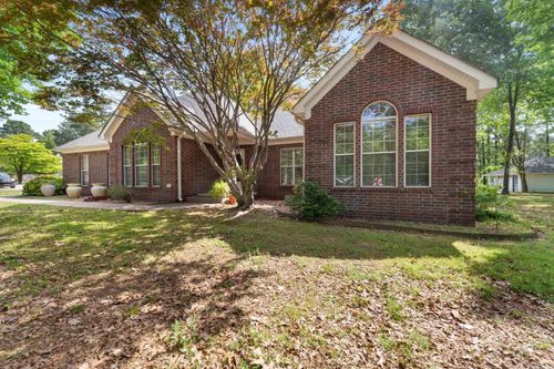 2 Plantation Dr E, Heber Springs, AR, 72543-9049 | Card Image